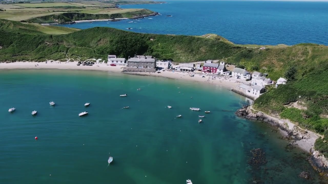 Llwybr Arfordir Cymru - Llŷn ac Arfordir Eryri / Wales Coast Path -  Llŷn and the Snowdonia Coast
