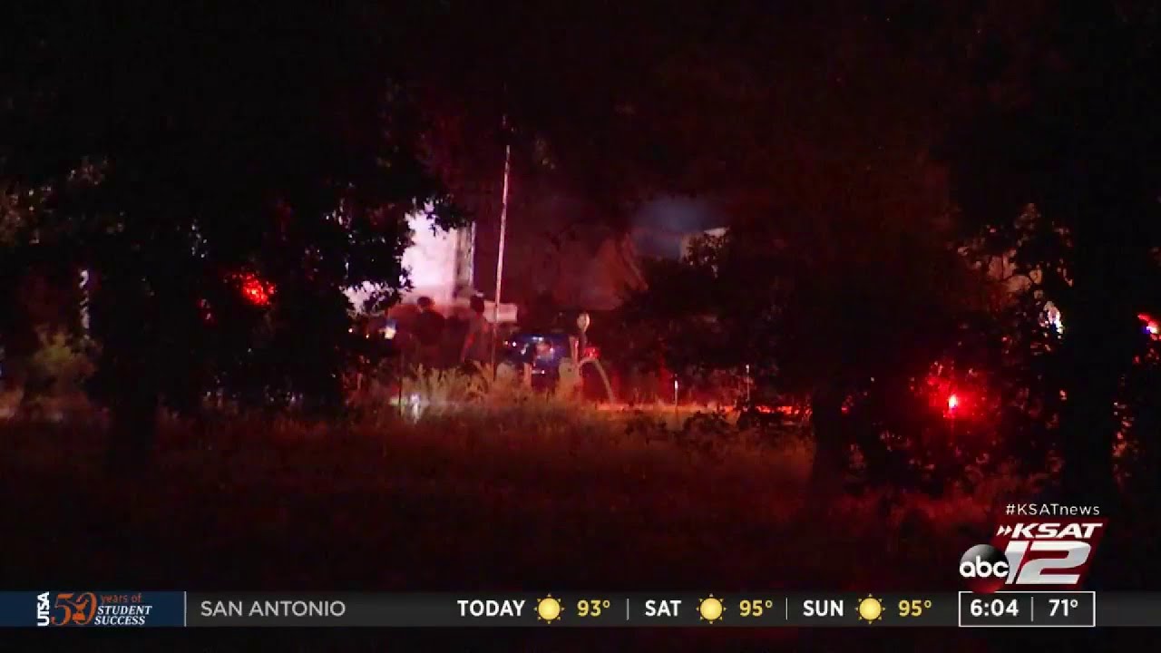 Firefighters battle massive trailer fire in South Bexar County