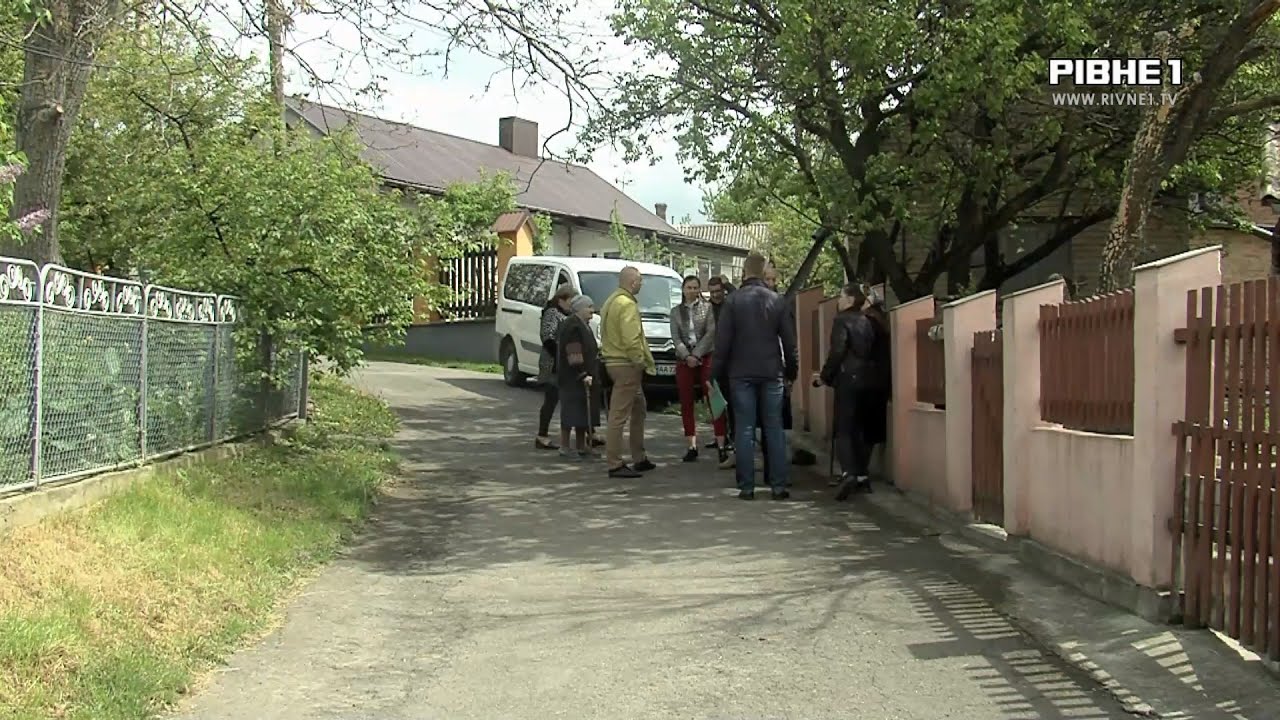 У жительки Городка досліджуватимуть воду на вміст нітратів: причиною став септик