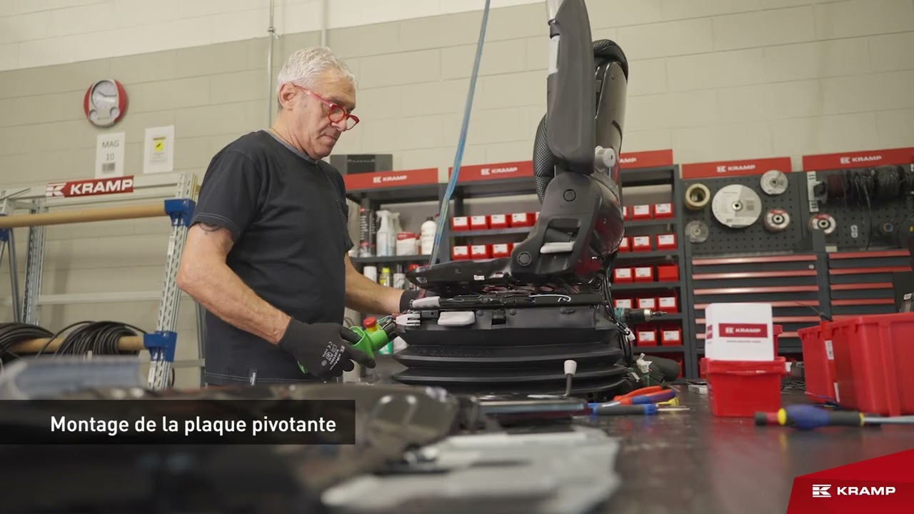 Discover the comfort of seat customization through Kramp Service Center