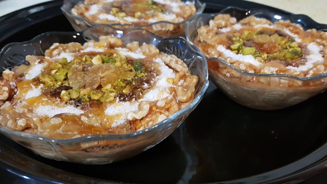 شوفان بالحليب والزبيب وجوز الهند والمكسرات ودبس التمر😋😍 خفيفة وصحية ومناسبة للريجيم (الدايت) 👍❤