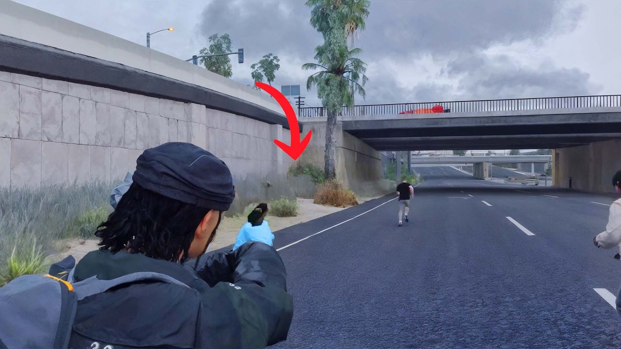 Caught the OPPS hiding in a BUSH in GTA 5 RP!