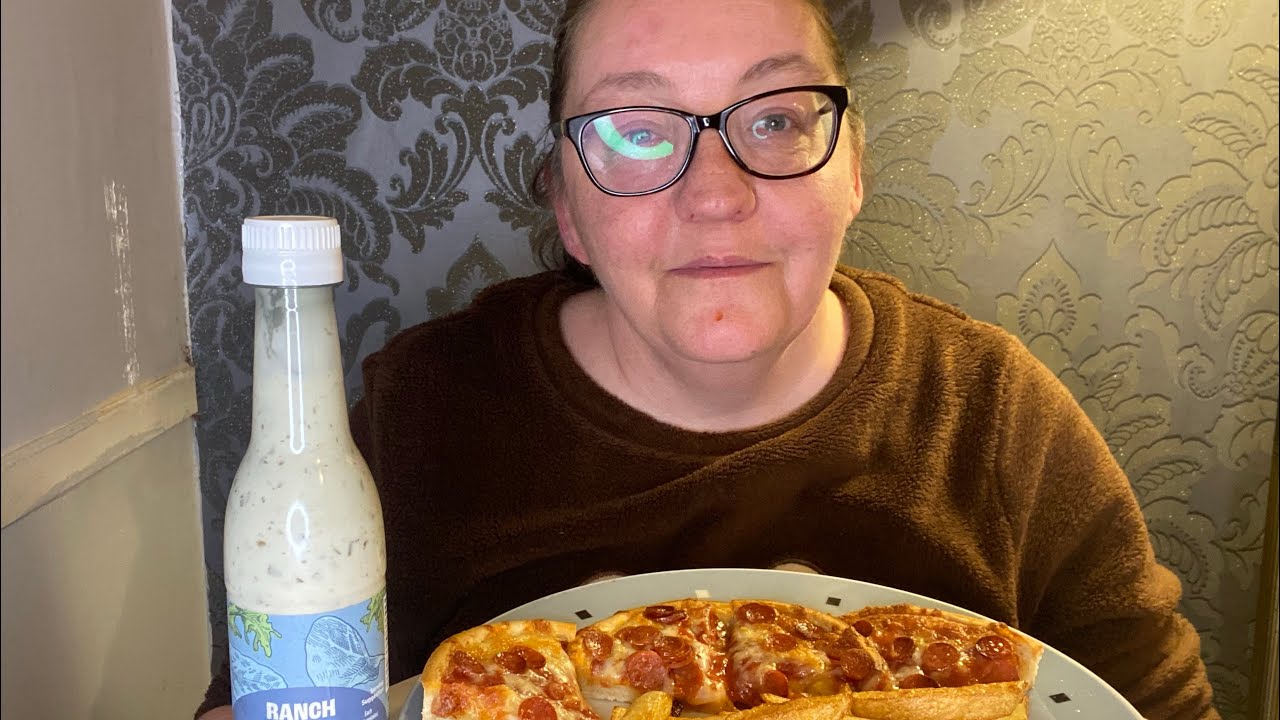 Pizza & Chips Special Video #mukbang #foodbudget #food