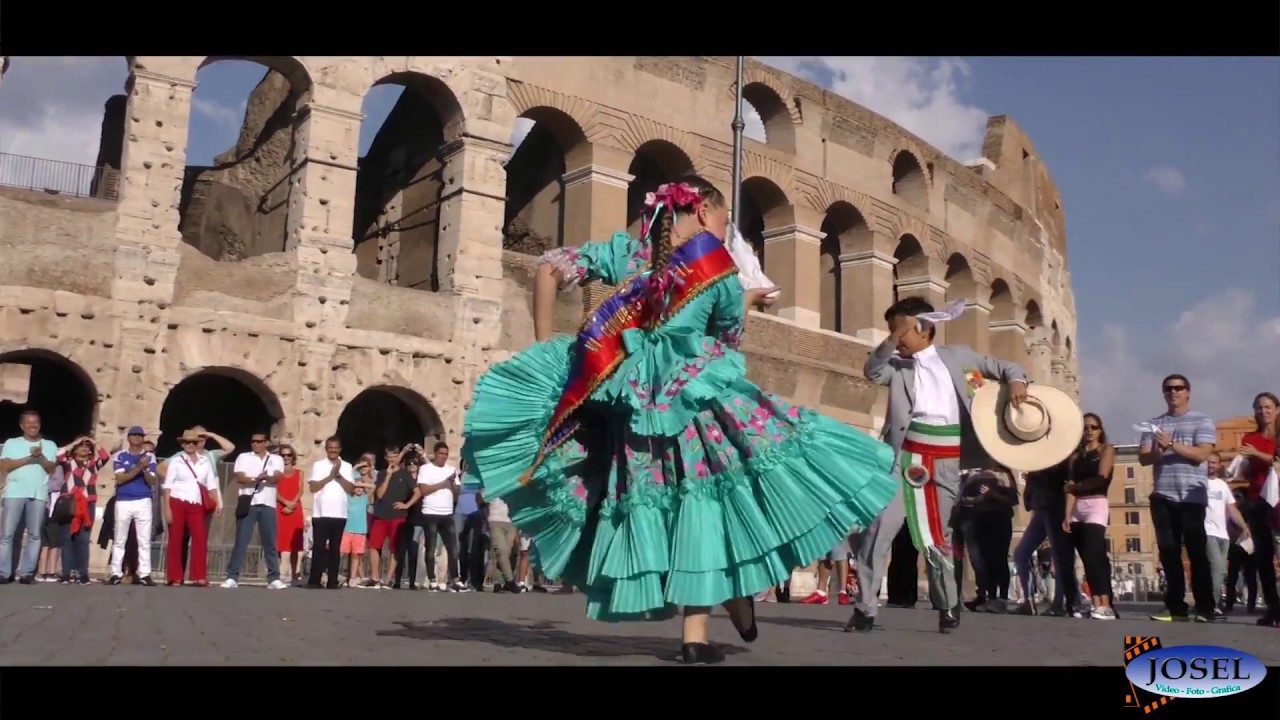 FLASH MOB DE MARINERA EN ROMA 2016 - VIDEO OFICIAL (COLISEO ROMANO)