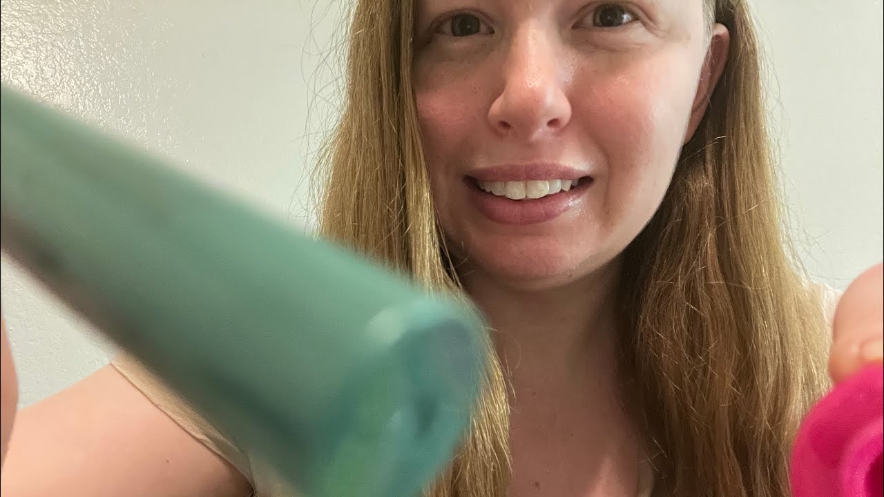 ASMR У тебя температура, тихо говорит