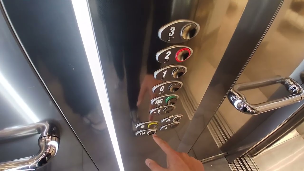 Magnifique ascenseur otis gen2 marseille france 
