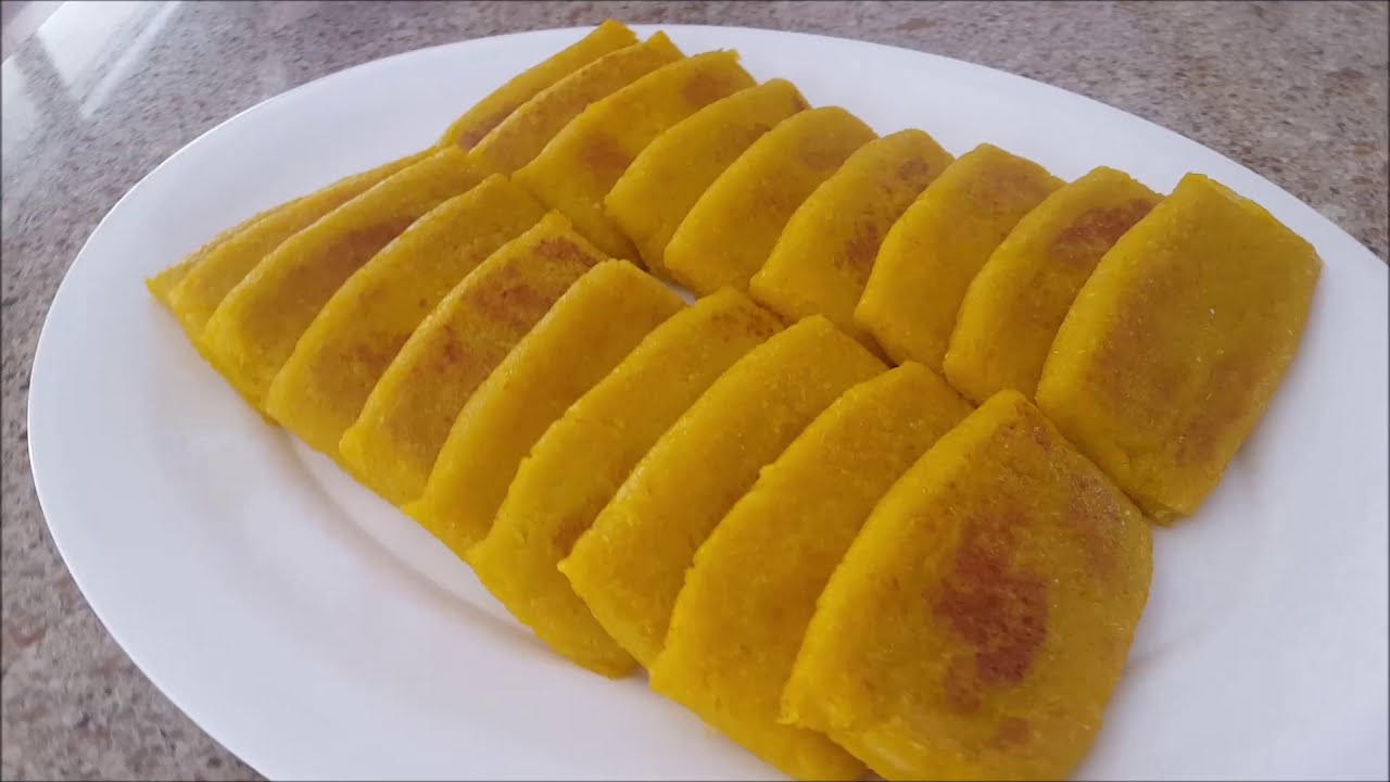 Hmong Corn Bread / Qhia Ua Ncuav Pobkws
