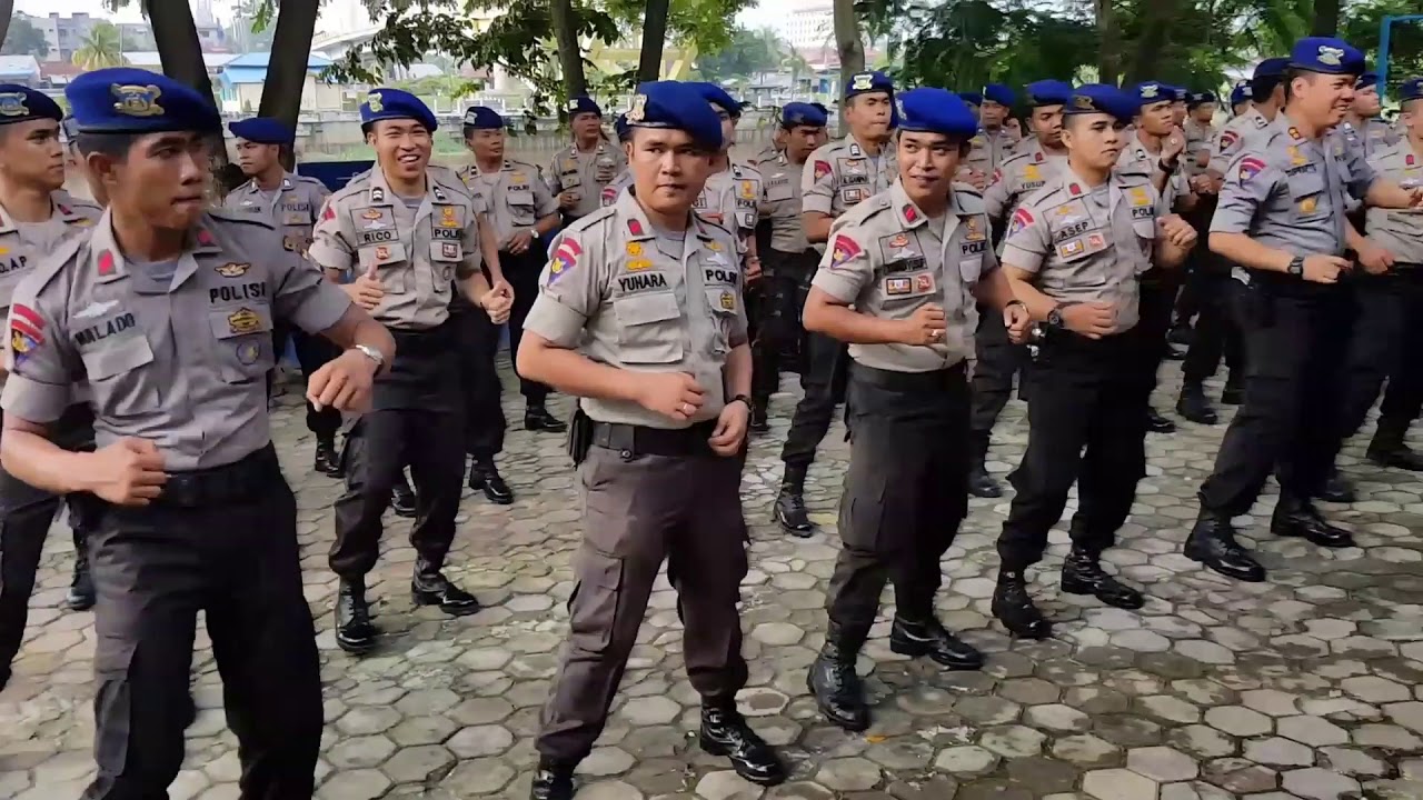 Joget Maumere Polair Polda Riau