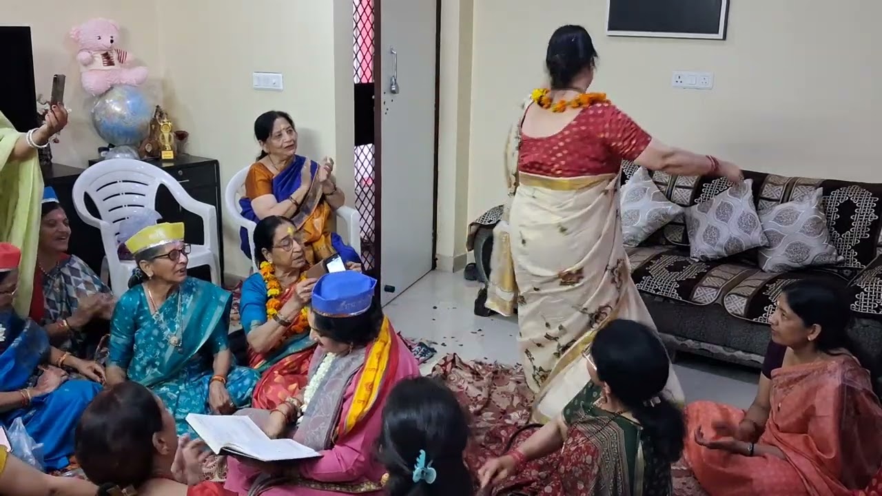 Kaha jaoge banke bihari holi hogi hamari tumhari