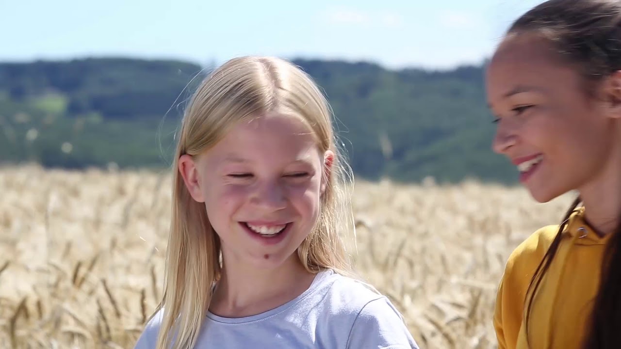 Schulfilm „Augen auf für Hühner“ vom Verein „Tierschutz macht Schule“