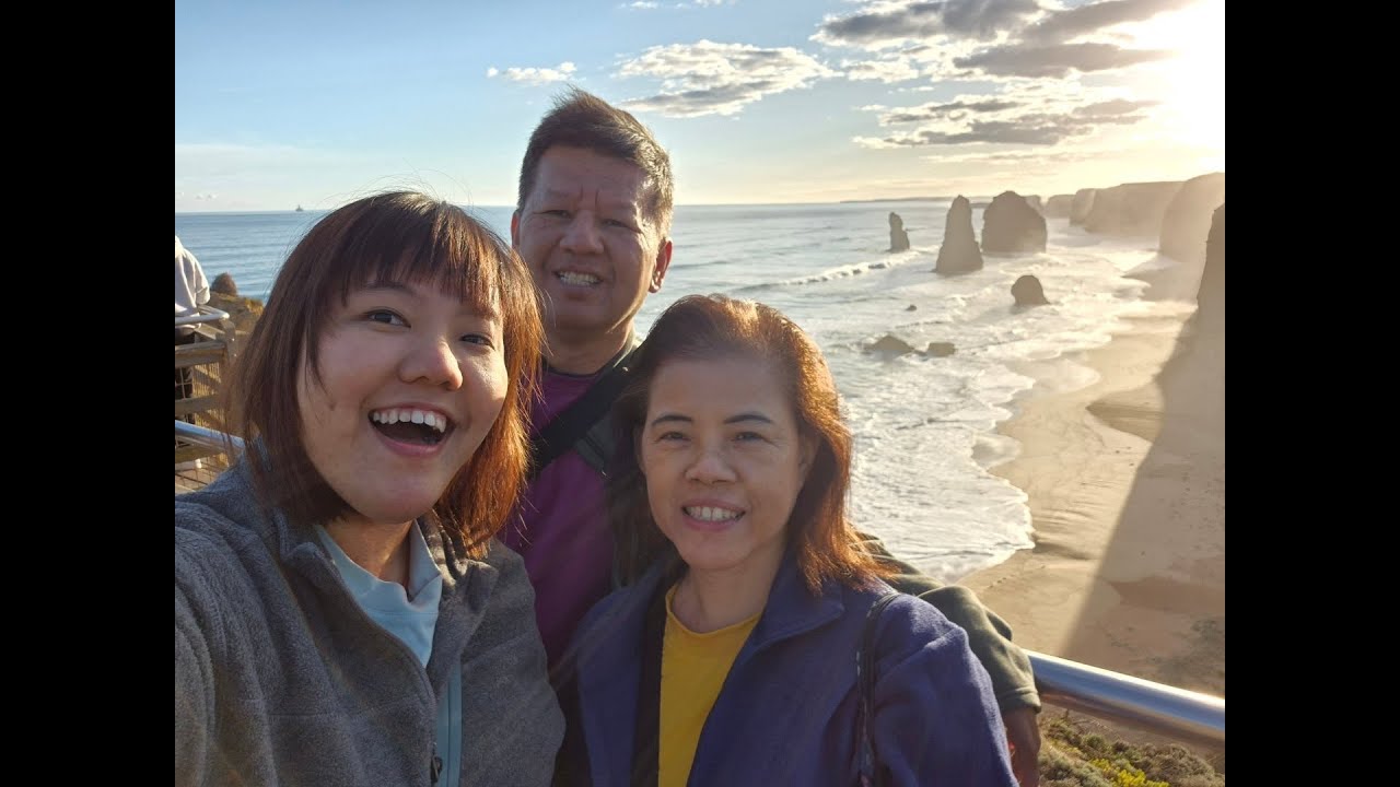 Australia day 2 - Great Ocean Road day trip | Twelve Apostles, Razorback, Loch Ard Gorge, Apollo Bay