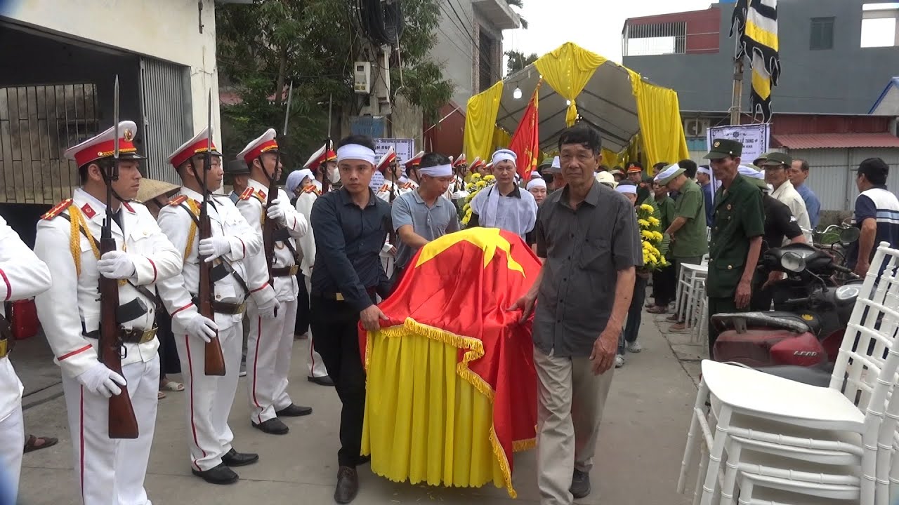 LỄ TANG ĐỒNG CHÍ NGUYỄN XUÂN KHA KHU 4 THỊ TRẤN TIÊN LÃNG