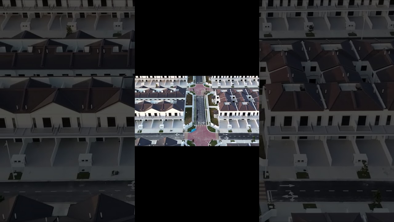 🚁 The Commune @ Eco Botanic 2 Oct 2025 — hoarding up, Phase 1 handover soon! Full video Mon 8PM!