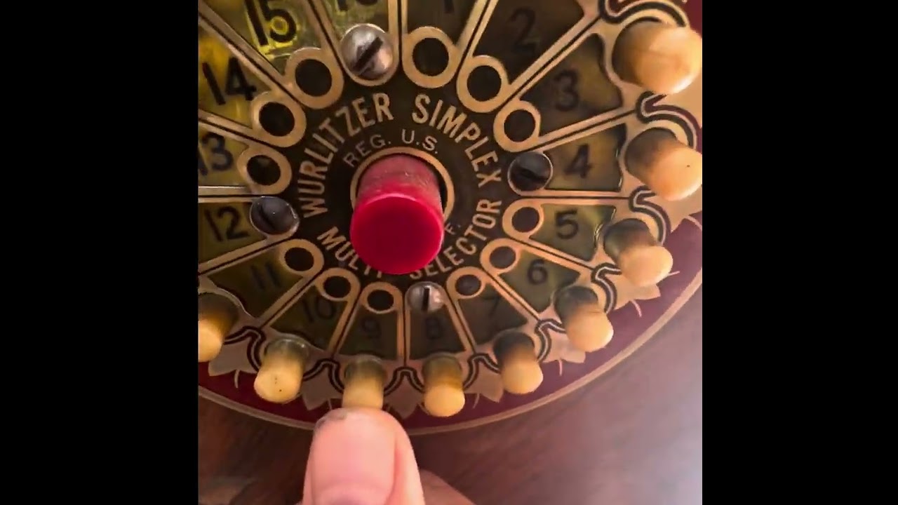 Wurlitzer model 616 luxury light up making all 24 selection Oct 2025 