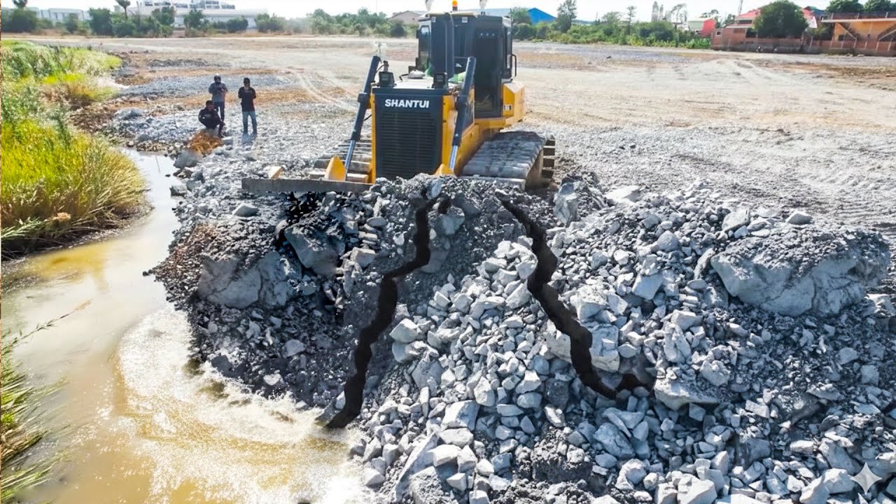 Amazing UP Skill Bulldozer Leveling Gravel Dump Truck 25ton Unloading Road Construction
