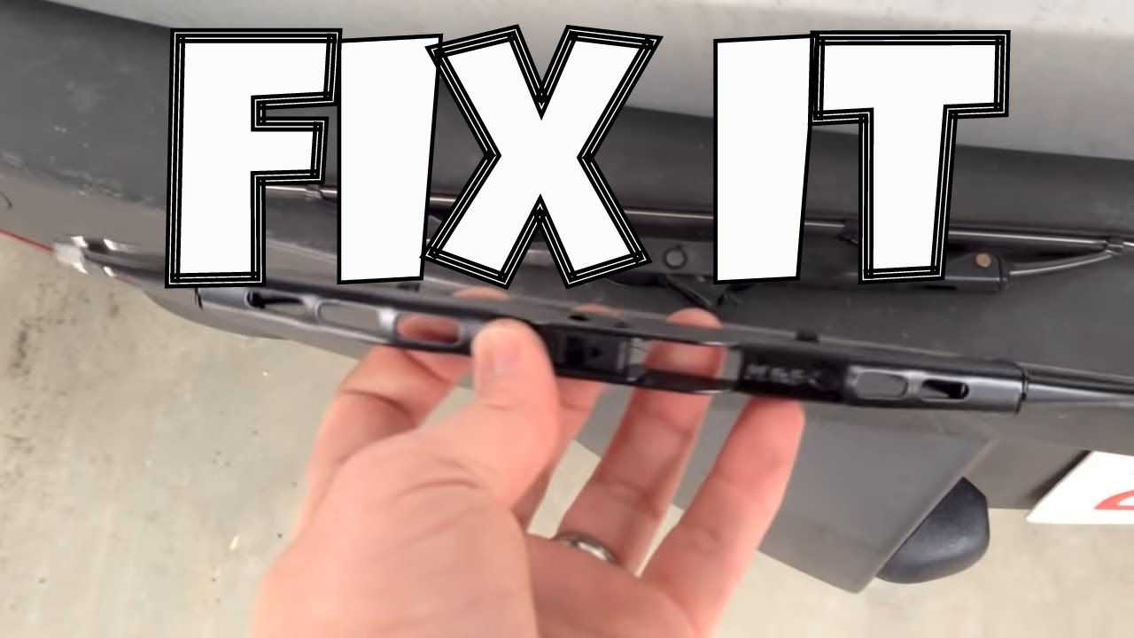 How to replace a rear wiper blade on a Chevy Traverse