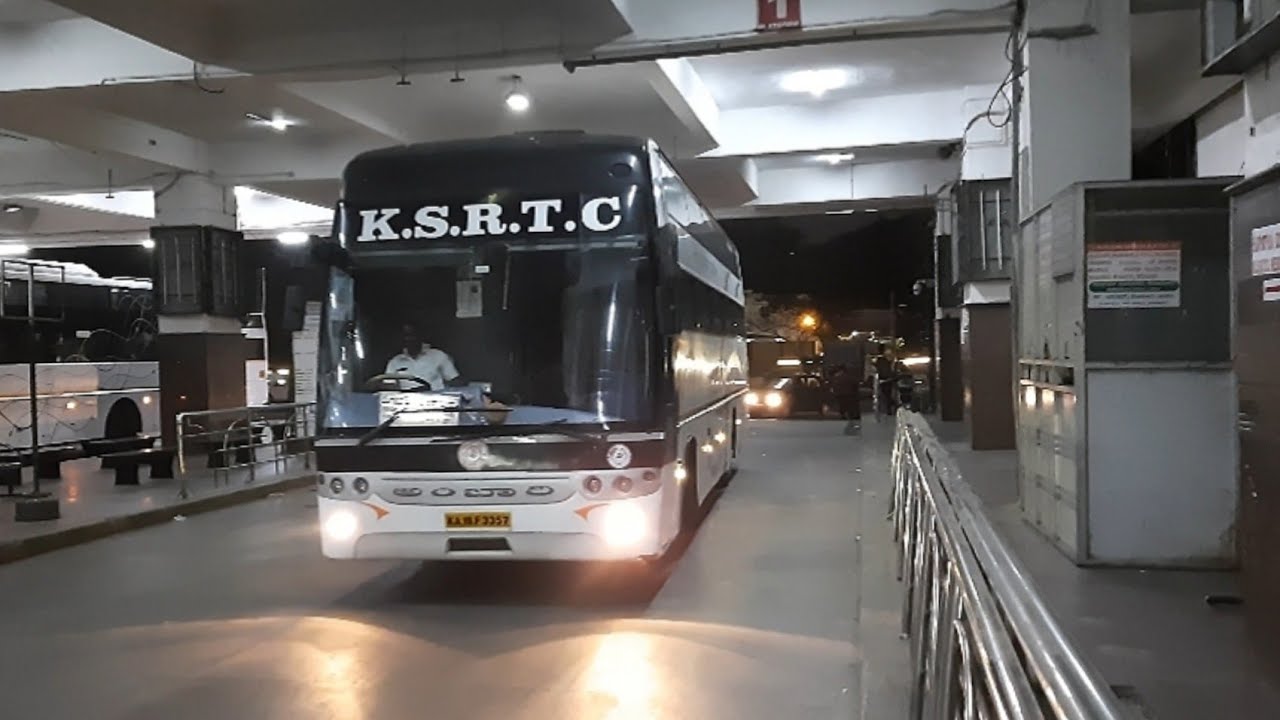 KSRTC Corona AC Sleeper Coach Bus Entry at Shanti Nagar BMTC Bus Stand Bangalore