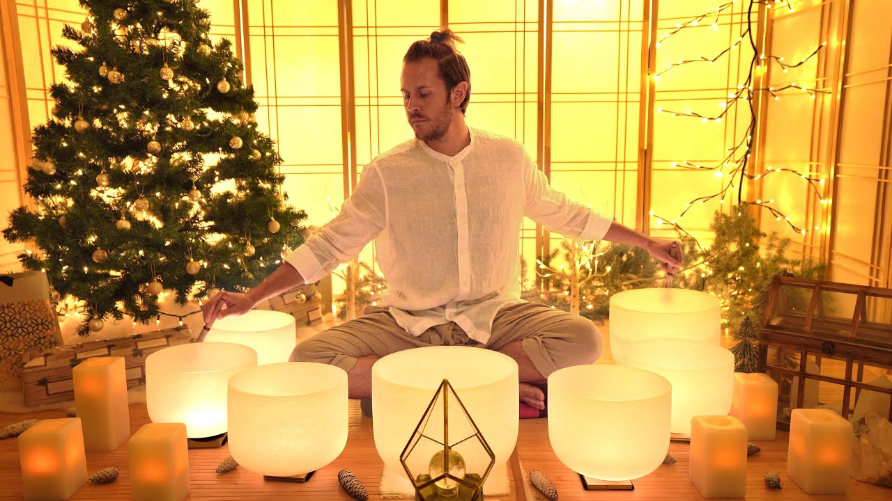 🎄The Calm Christmas Soundtrack You're Looking For ✨ Warm Crystal Singing Bowls for A Peaceful Night