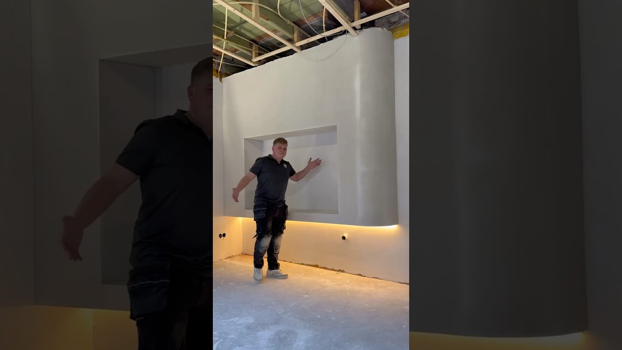 BUILDING A MEDIA WALL UNDER €500! 