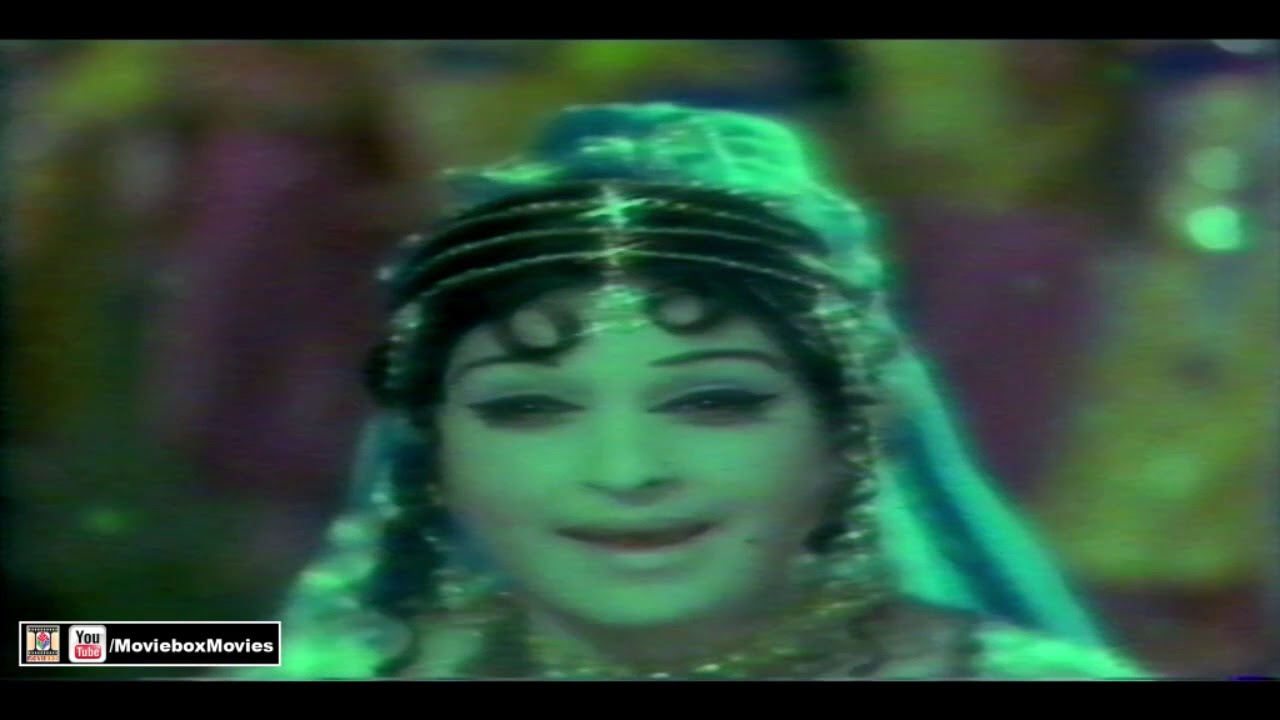 ANKHON KE SAMNAY TERA JALWA ZAROOR HAI (FEMALE) - PAKISTANI FILM LAILA MAJNU