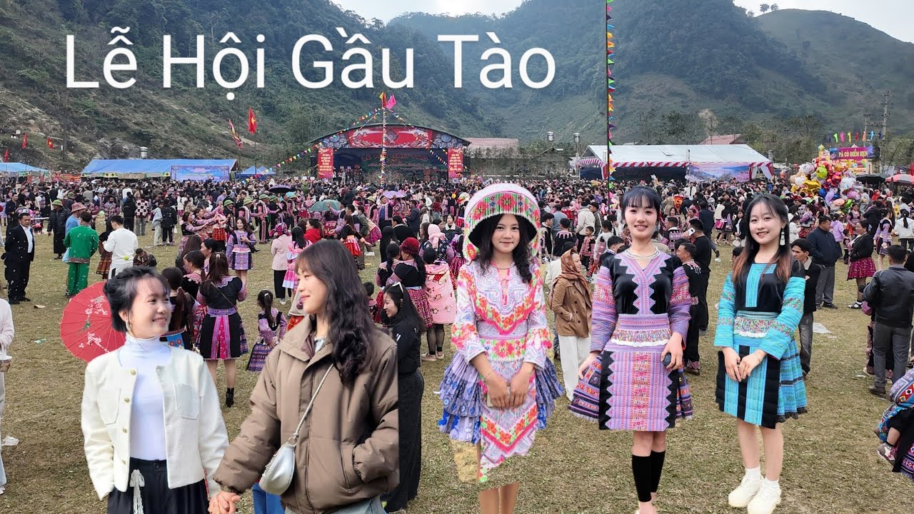 Lễ Hội Gầu Tào Dân Tộc Mông Xã Pà Cò Mai Châu Hòa Bình cũ | gái Bản Ùn Ùn Kéo về chật kín lễ hội
