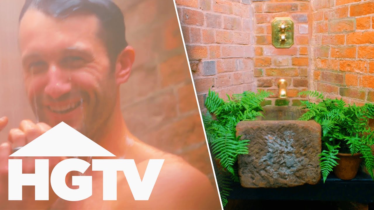 Outdoor Toilet Turned Into LUXURY Spa Corner! | Saving The Manor