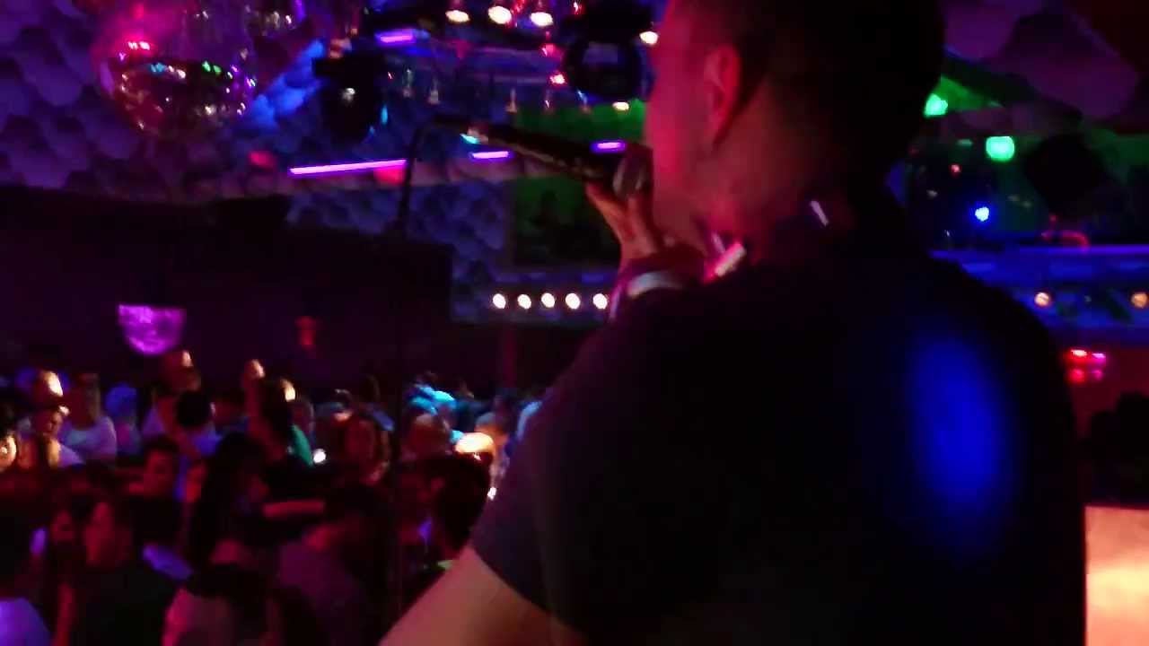 Andrzejki w 139 Multi Club Sala dance DJ Ptyś