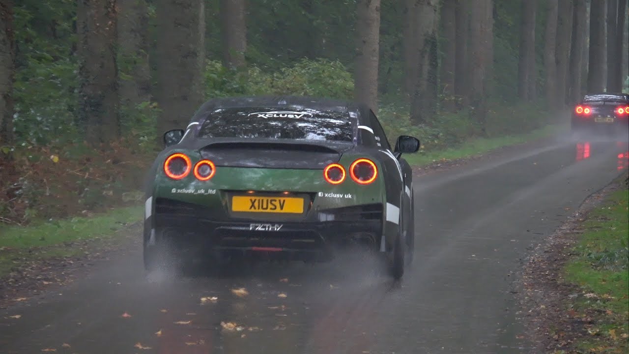 42x Nissan GT-R R35 - Full Throttle Accelerations!
