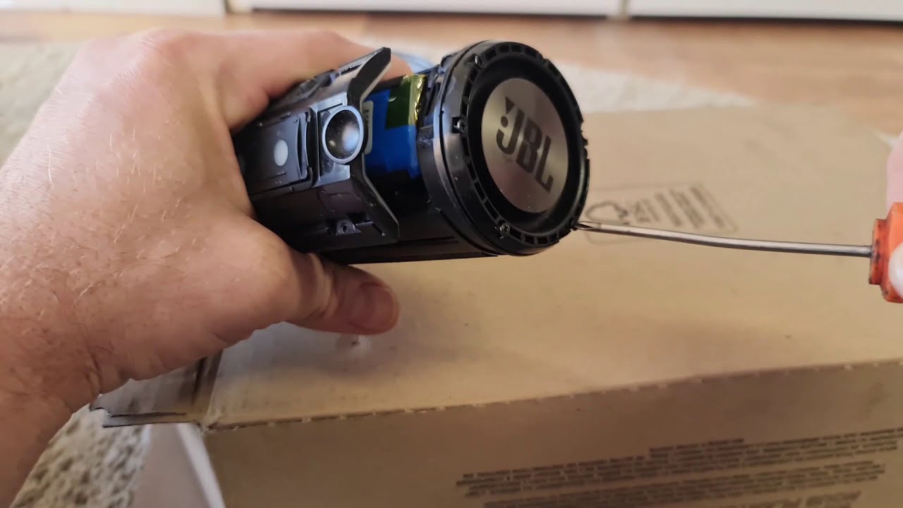 JBL FLIP 3 Battery Change