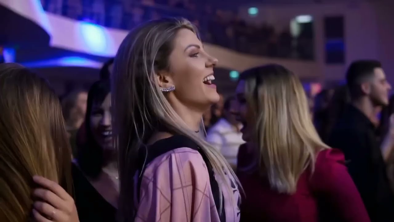 Brilha som a lua e a noite 