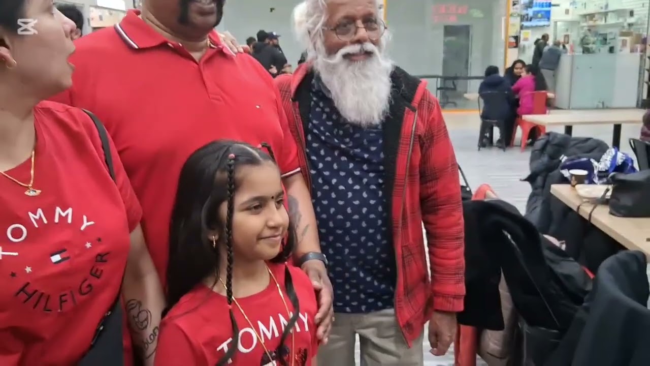 Family day and YouTubers meet up குடும்ப தினமும் யூடியூபர்களும் சந்திக்கிறார்கள்