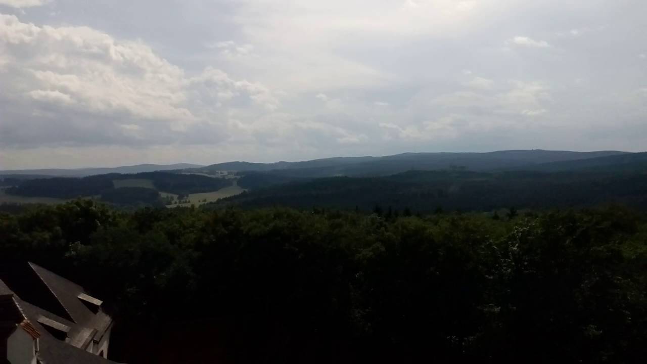 Pohled na Vysočině z hradu Ro&scaron;tejn.. 07/2016