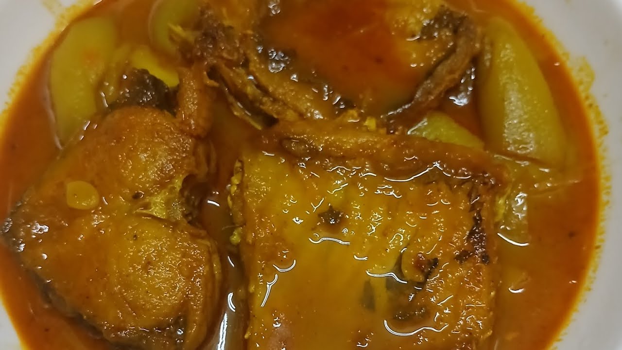 Jhinge aloo Diye Macher #recipe #viral #food #shorts #youtube #reels #fish 