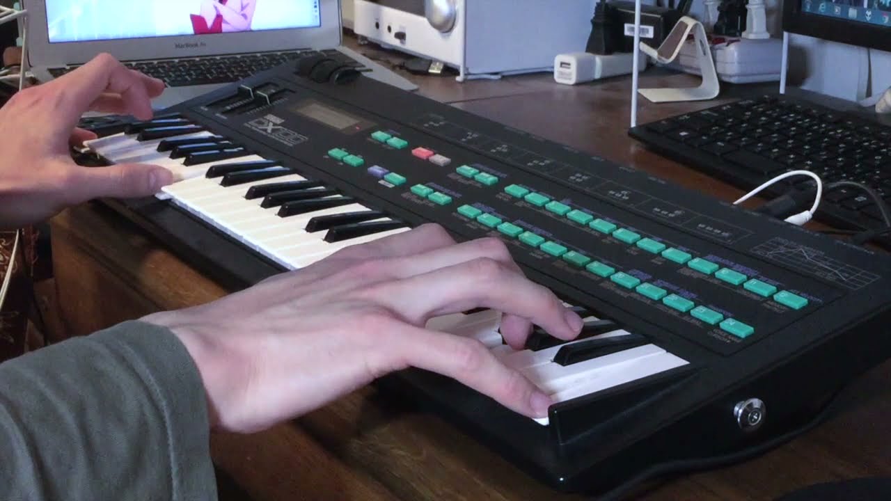 YAMAHA DX100 SOUND DEMO