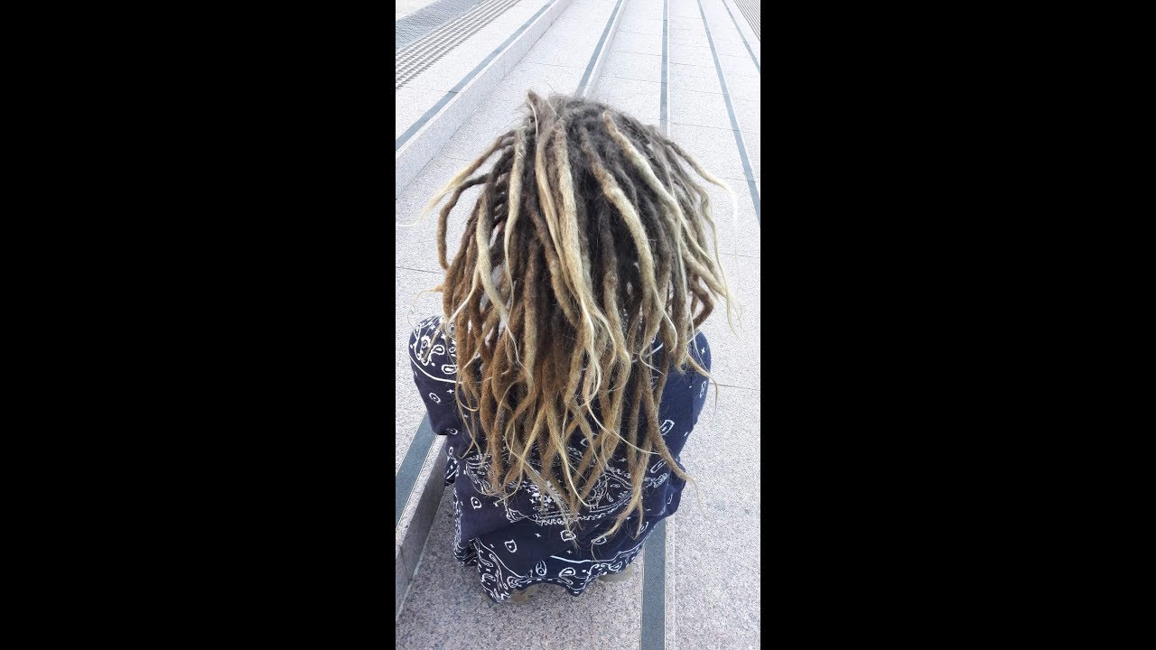 My Dreadlocks Journey - 1 Jahr mit Dreadlocks (mit vielen Bildern) | BettinaKimani
