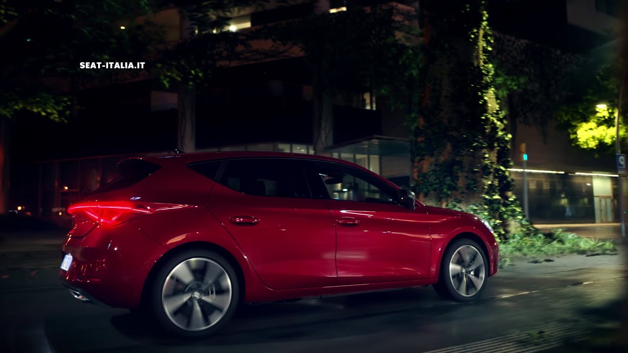 Nuova SEAT Leon FR e-HYBRID | È tutta un’altra storia