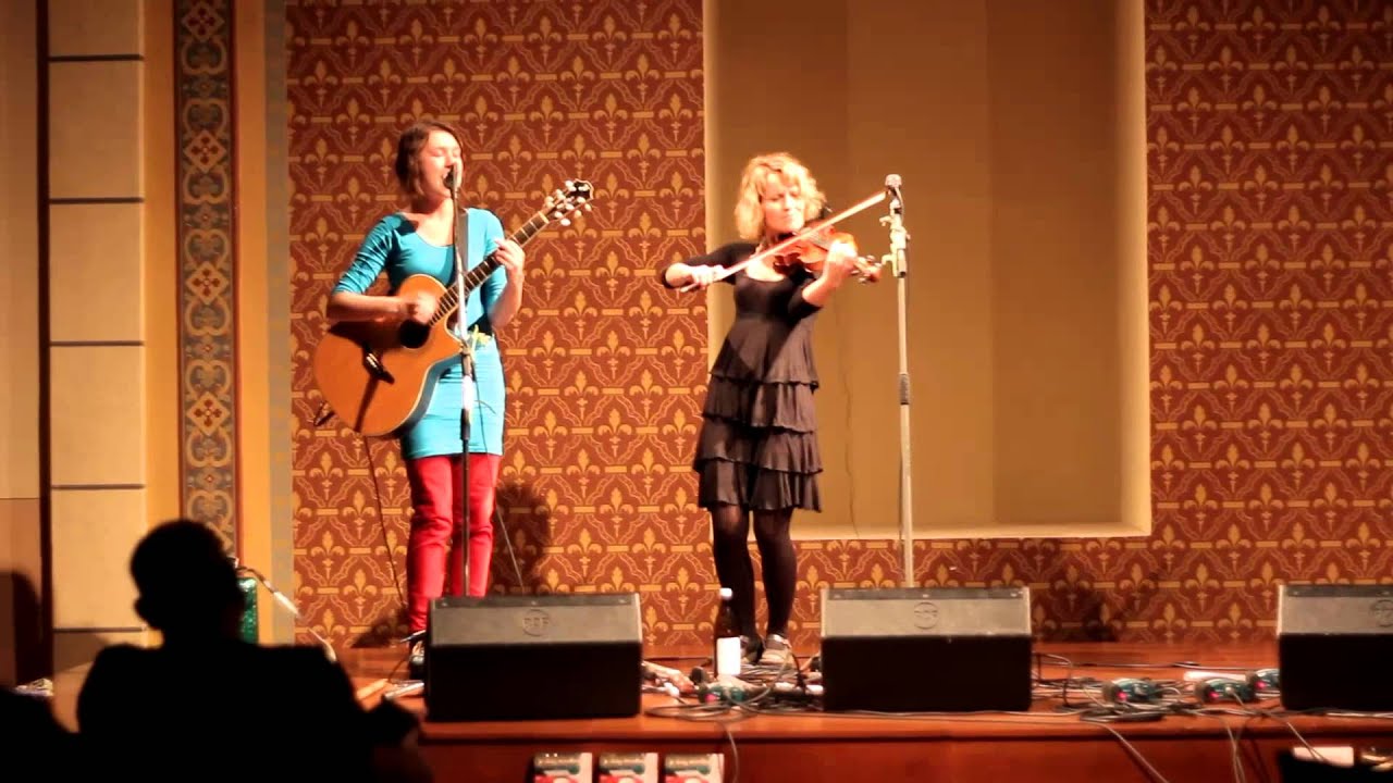 Beata Bocek, Lucie Redlová a Jitka Šuranská - Synagoga bez hranic