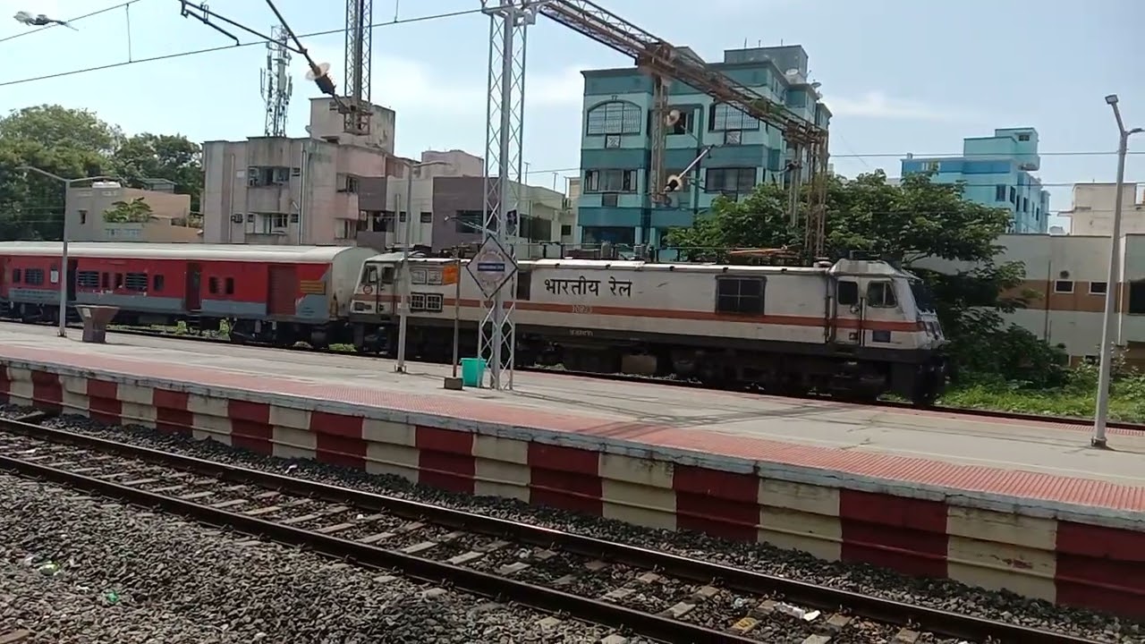 BRC WAP-7 Ahmedabad Chennai Super Fast Express
