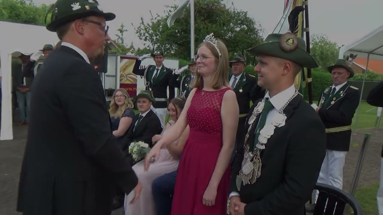 SchüWe 2024: Parade der St. Antonius Schützenbruderschaft in Tönnishäuschen (Ahlen)