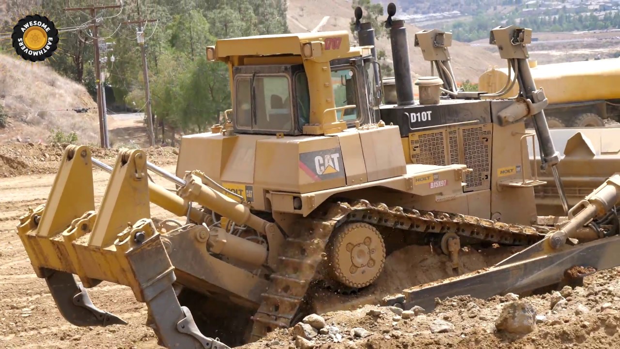 Caterpillar D10T in Action