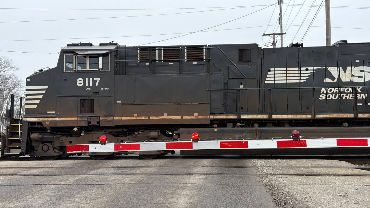 02/16/26 NS Manifest Train at Lincoln Ave in Columbus, OH