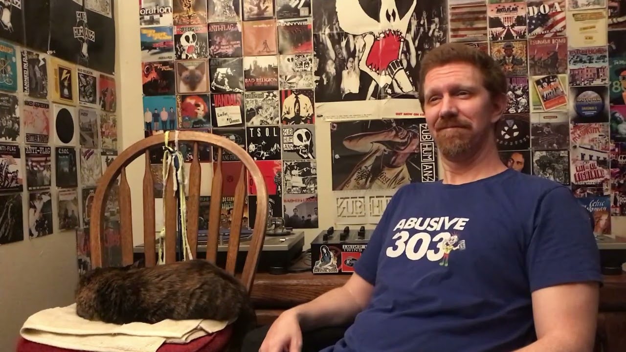 Shnootz - Reaction Video (Kate Bush - Lily [The Director's Cut])