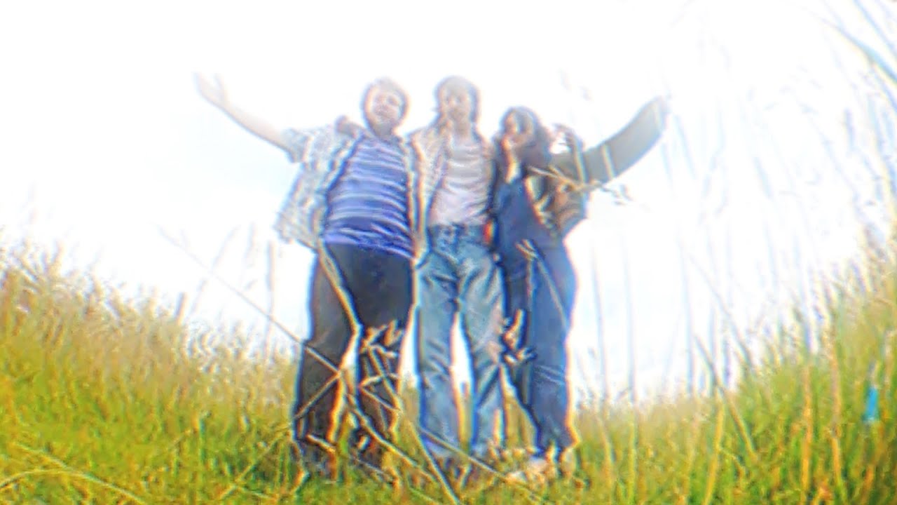 FAMILYFRIEND/300624/BOOTLEG