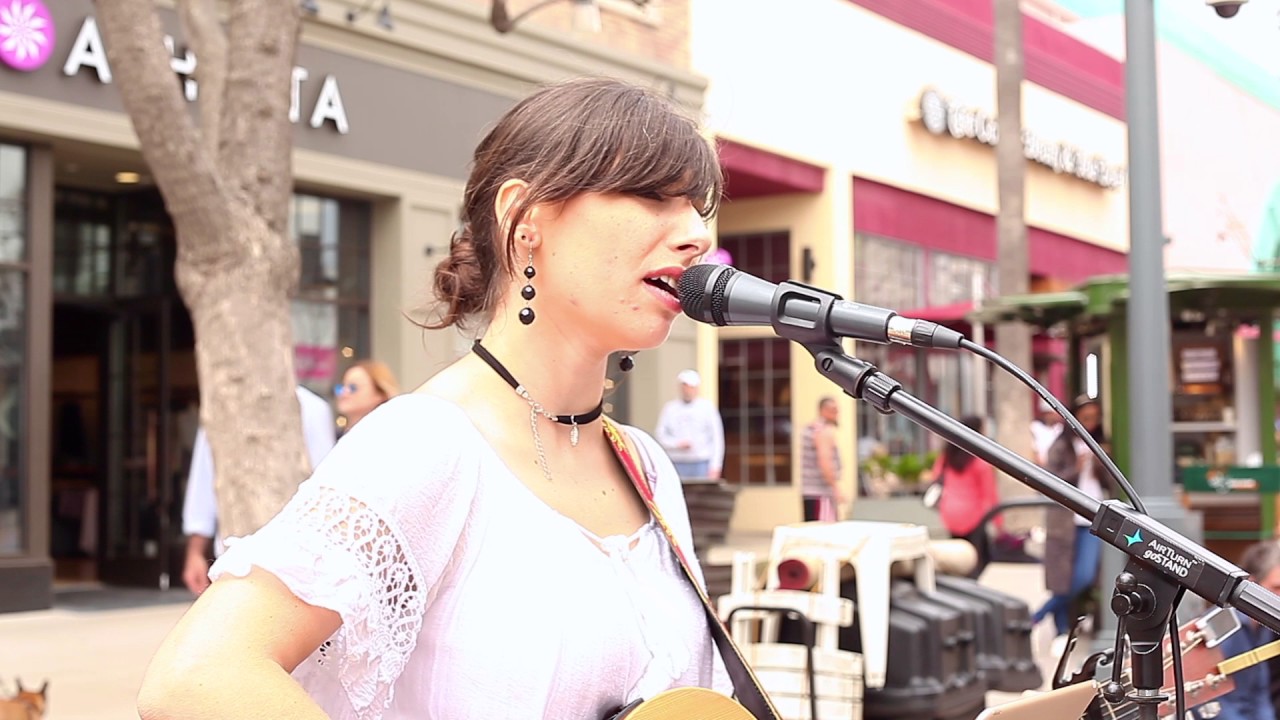 Be My Baby/The Ronettes LIVE on the Santa Monica Promenade