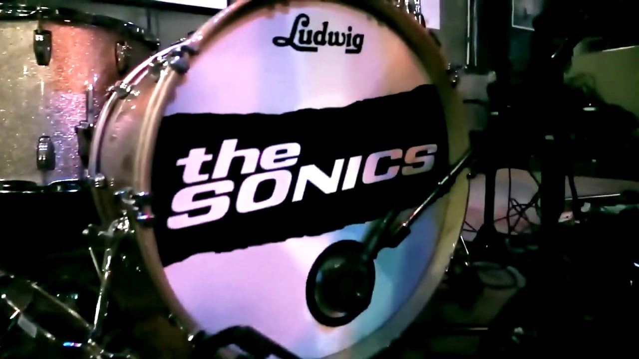 THE SONICS - Full Performance - Live at Easy Street