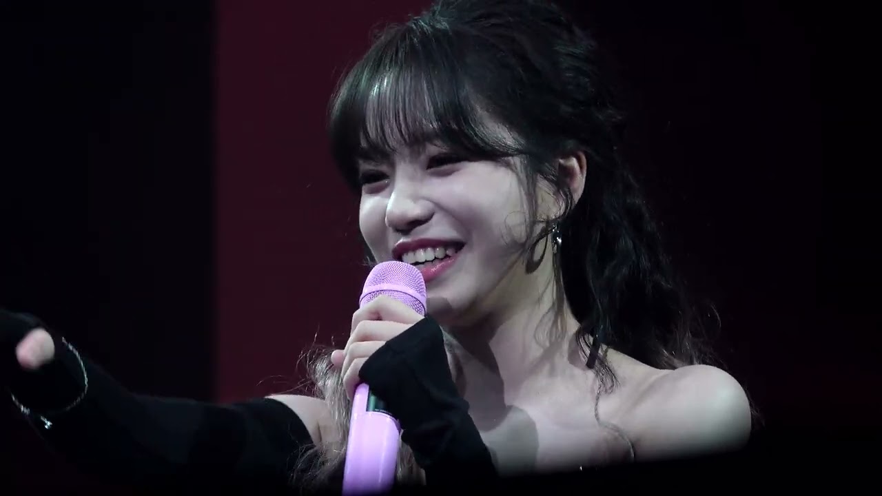 [4K] 22가지 질문 중 11가지 질문 - 조유리, 첫 팬미팅 Op.22 Y-Waltz @221112, 블루스퀘어 마스터카드홀 라이브 직캠