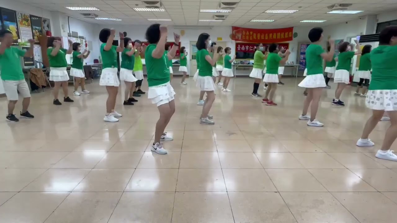 靓麗舞蹈班A P T《阿帕次》編舞：白菜Diva老師．示範：王碧玲老師