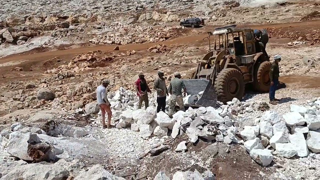 مقالع الحجر الطبيعي في سوريا!!