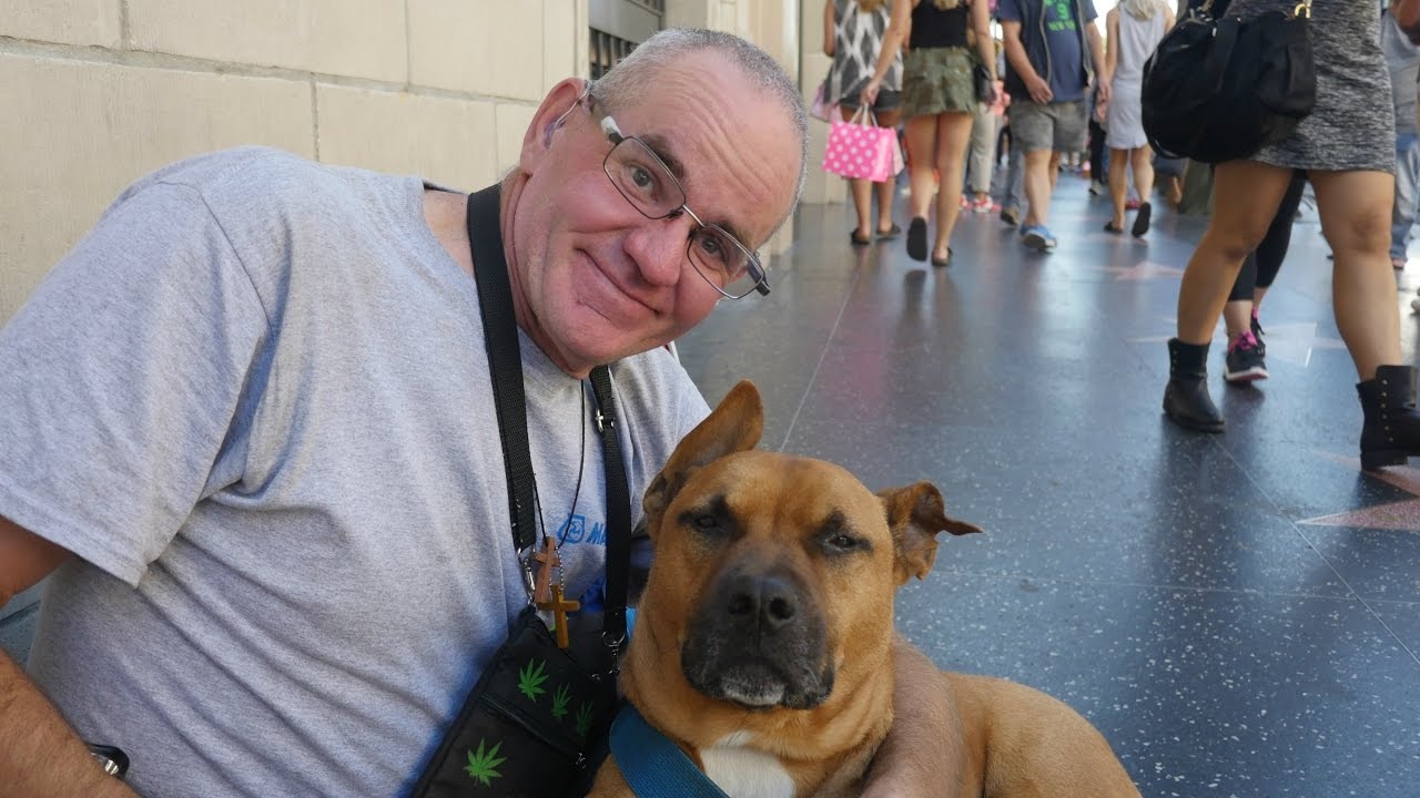 David is deaf and homeless in Los Angeles.