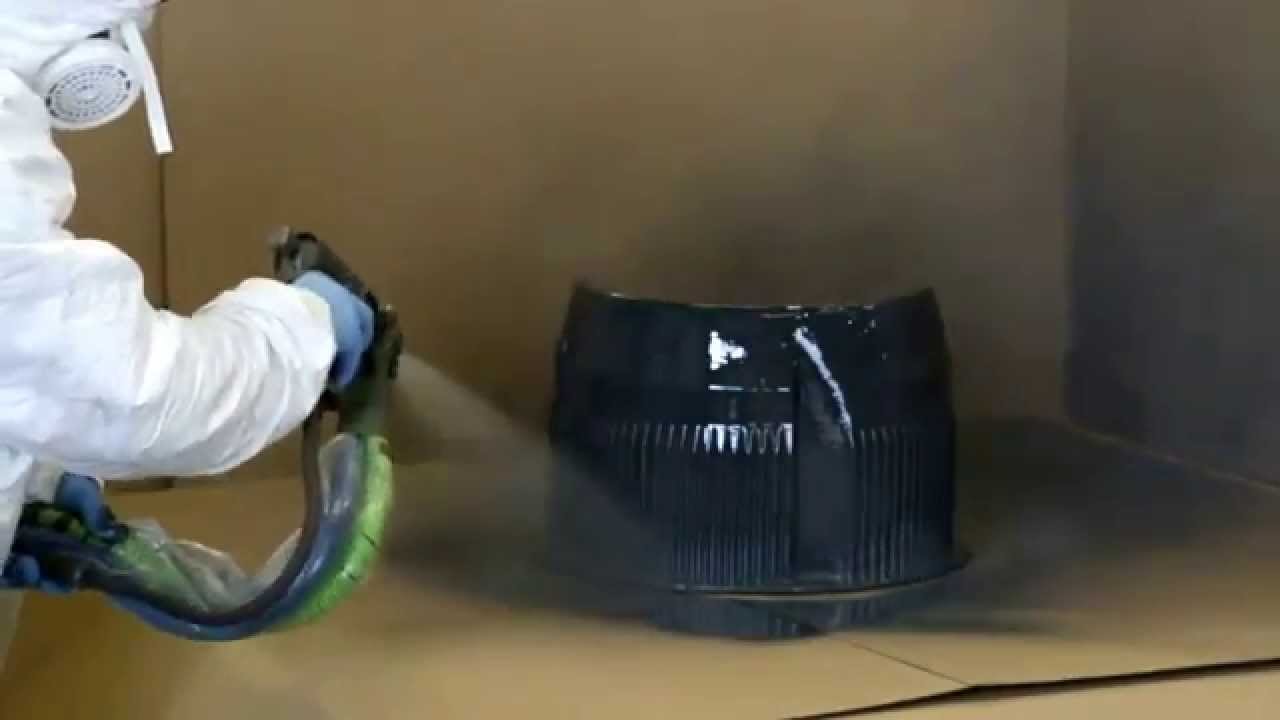 Polyurethane protective spray coating and lining